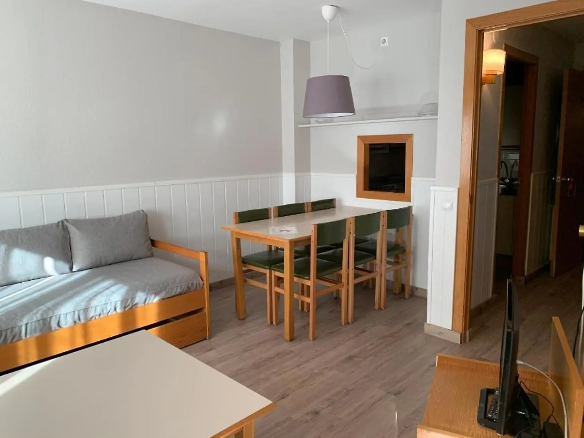 Apartamentos Solneu Naut Aran